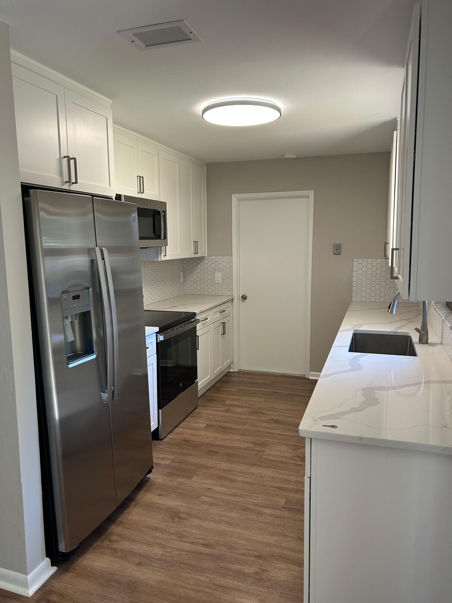 Property Photo:  4958 Canton Road  FL 33463 