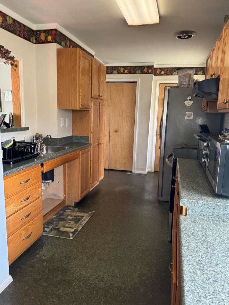 Property Photo: 701 S 16th Street IN 47374