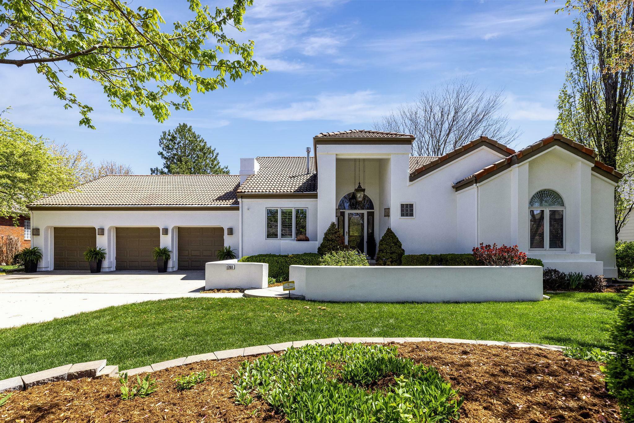Property Photo: 1700 N Sagebrush St KS 67230