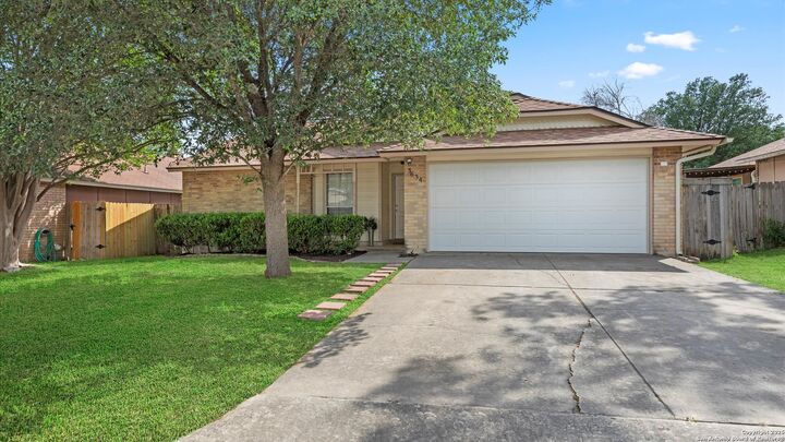 Property Photo: 3634 Ridge Cluster TX 78247