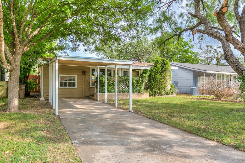 Property Photo:  2518 W Harris Ave  TX 76901 