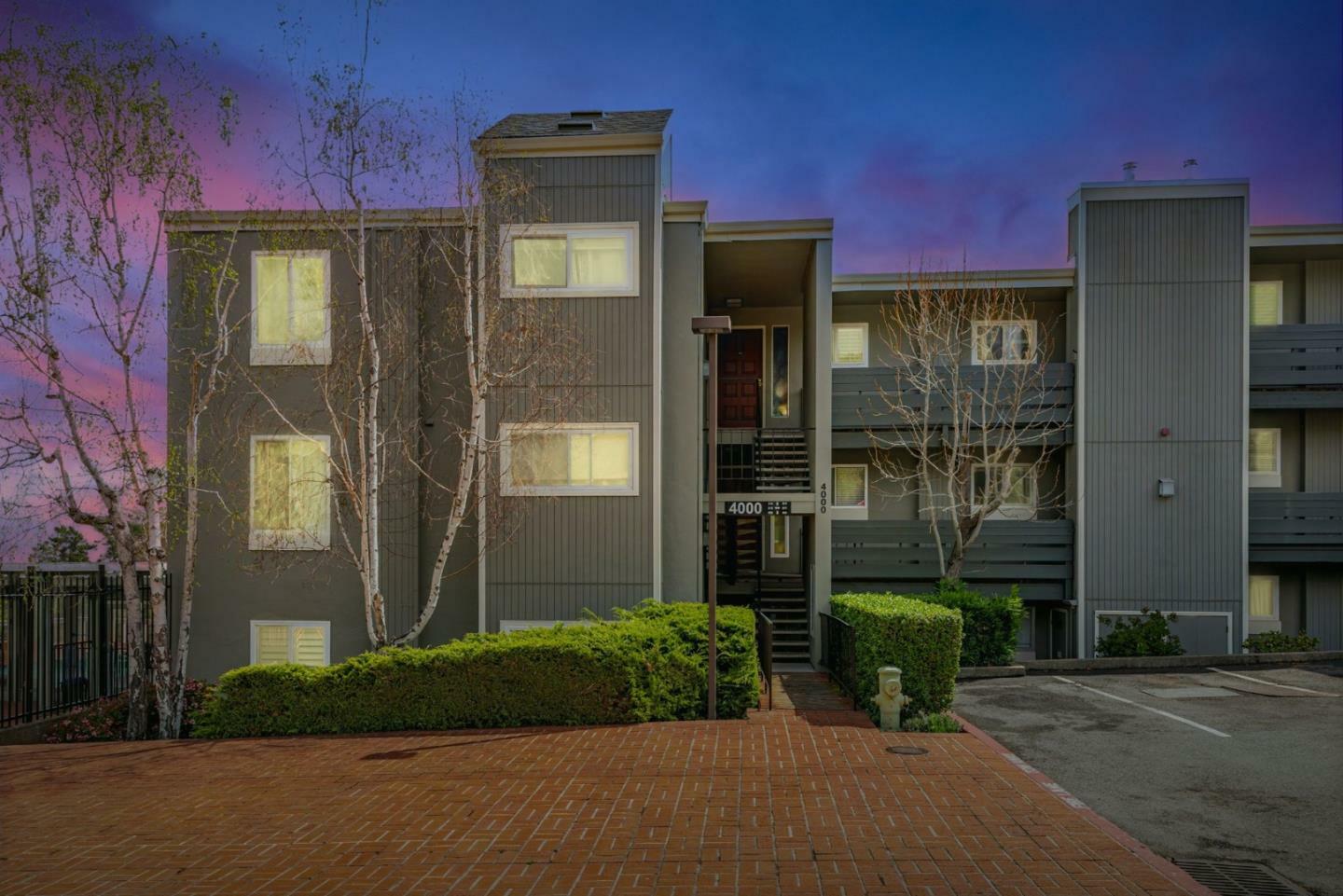 Property Photo: 4000 Farm Hill Boulevard 211 CA 94061