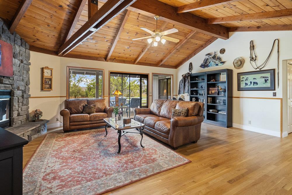 Property Photo: 105 Louise Circle CA 95023