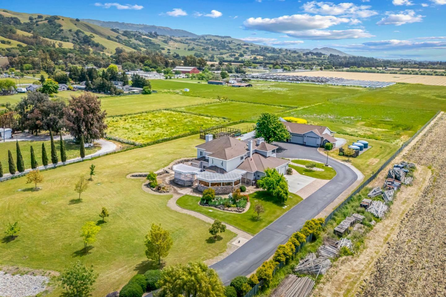 Property Photo: 2340 Tennant Avenue CA 95037