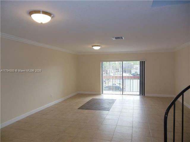 Property Photo: 8510 SW 149th Ave 1110 FL 33193