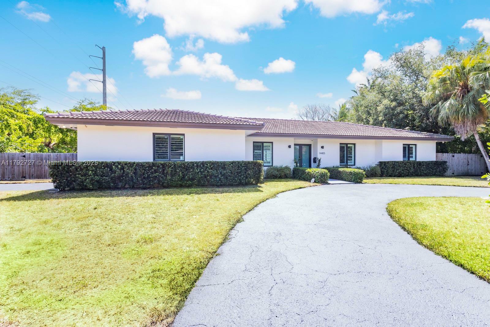 Property Photo: 14405 SW 84th Ct FL 33158