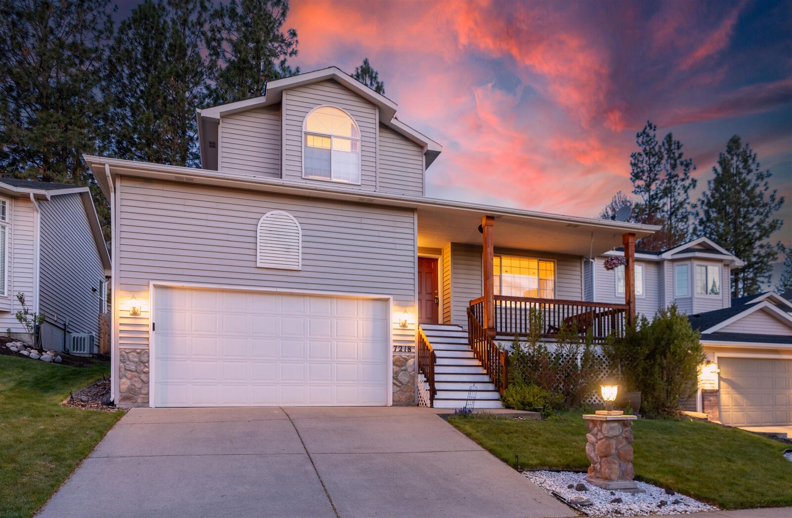 Property Photo:  7218 S Moran View St  WA 99224 
