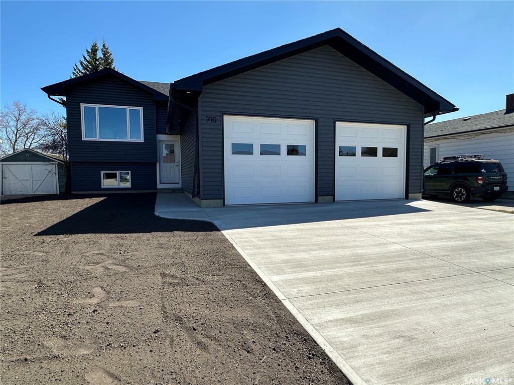 710 3rd Street  Humboldt SK S0K 2A0 photo