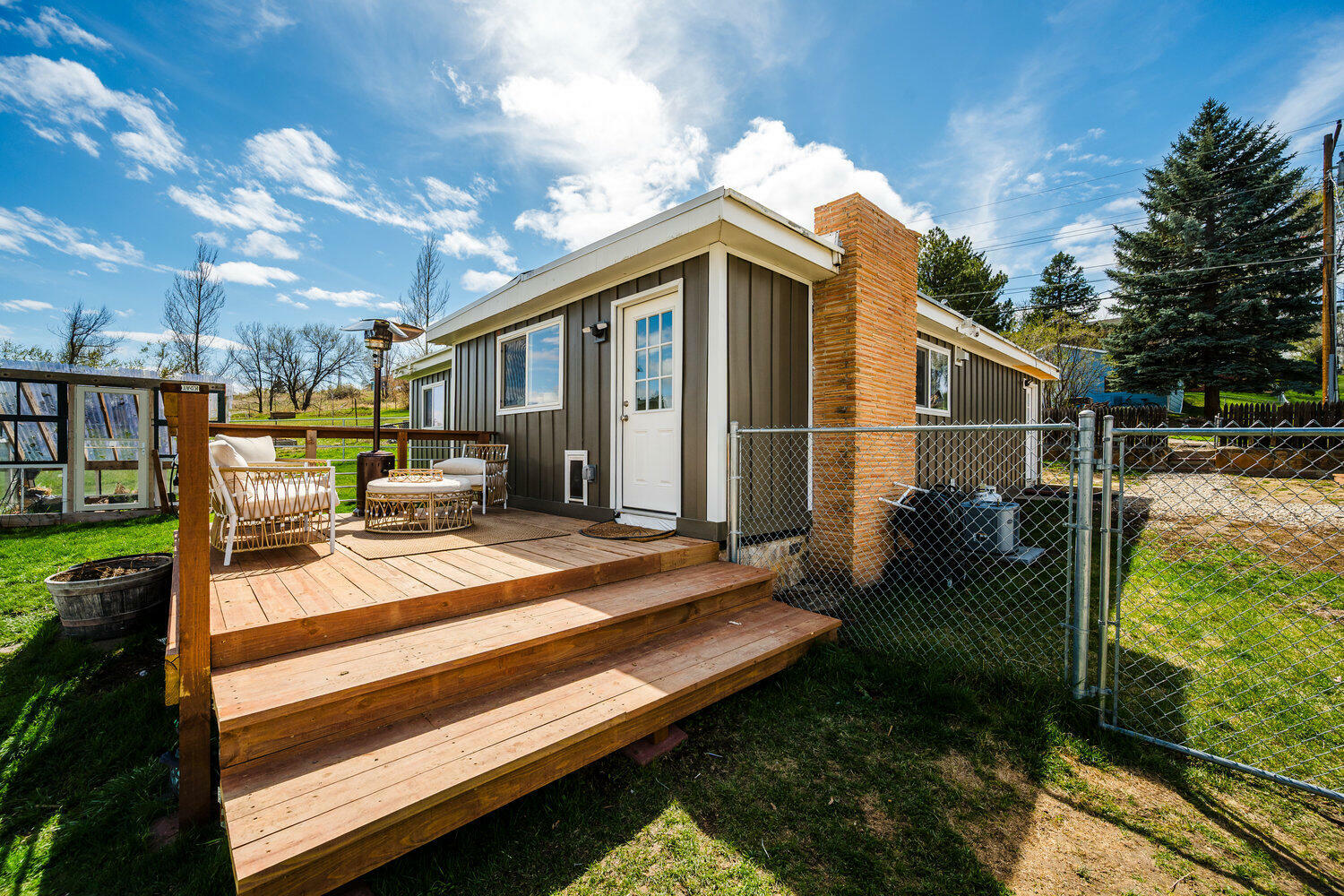 Property Photo: 1024/1036 S Main Street WY 82801