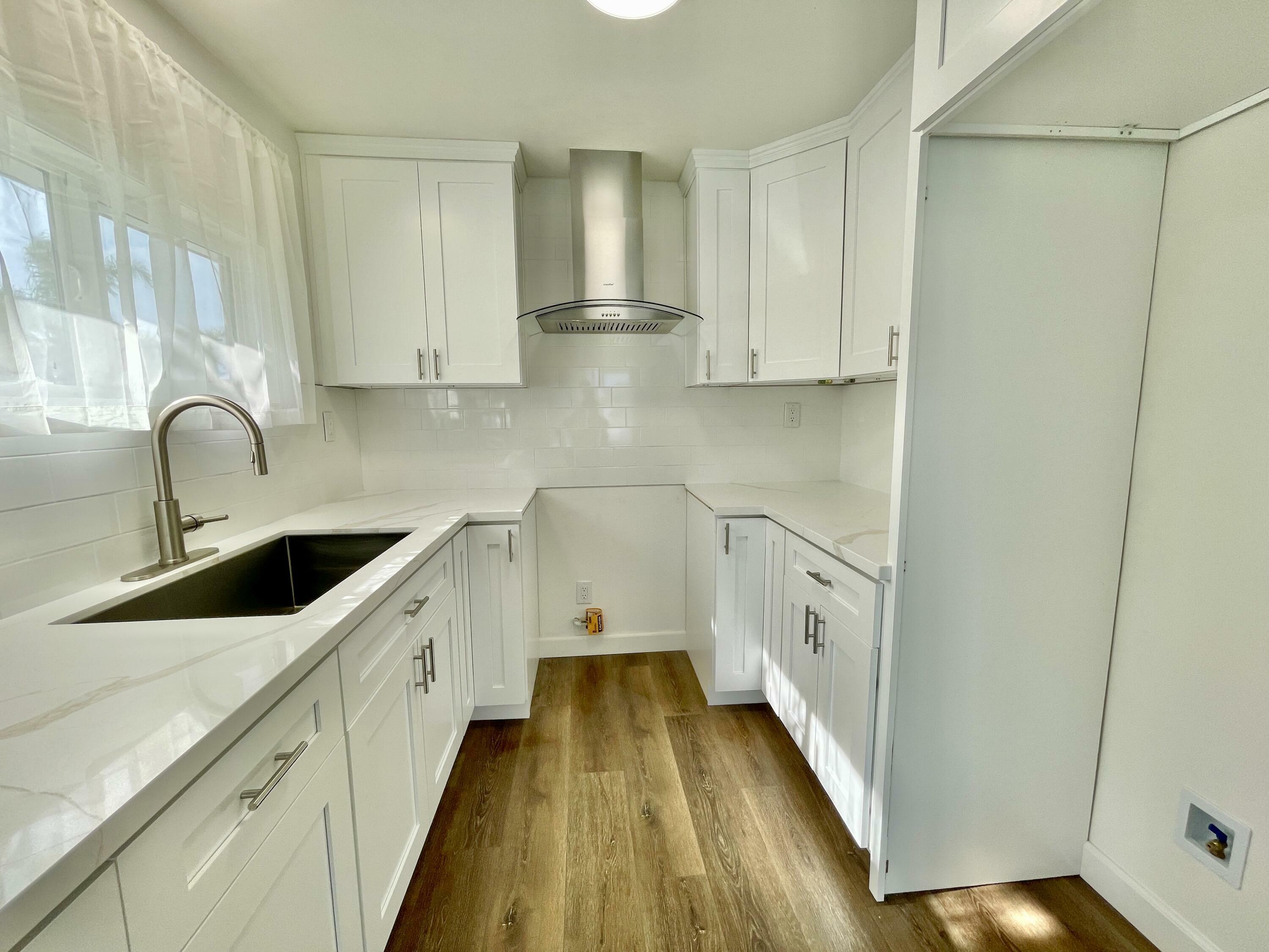 Property Photo: 403 E 2nd Street CA 93035