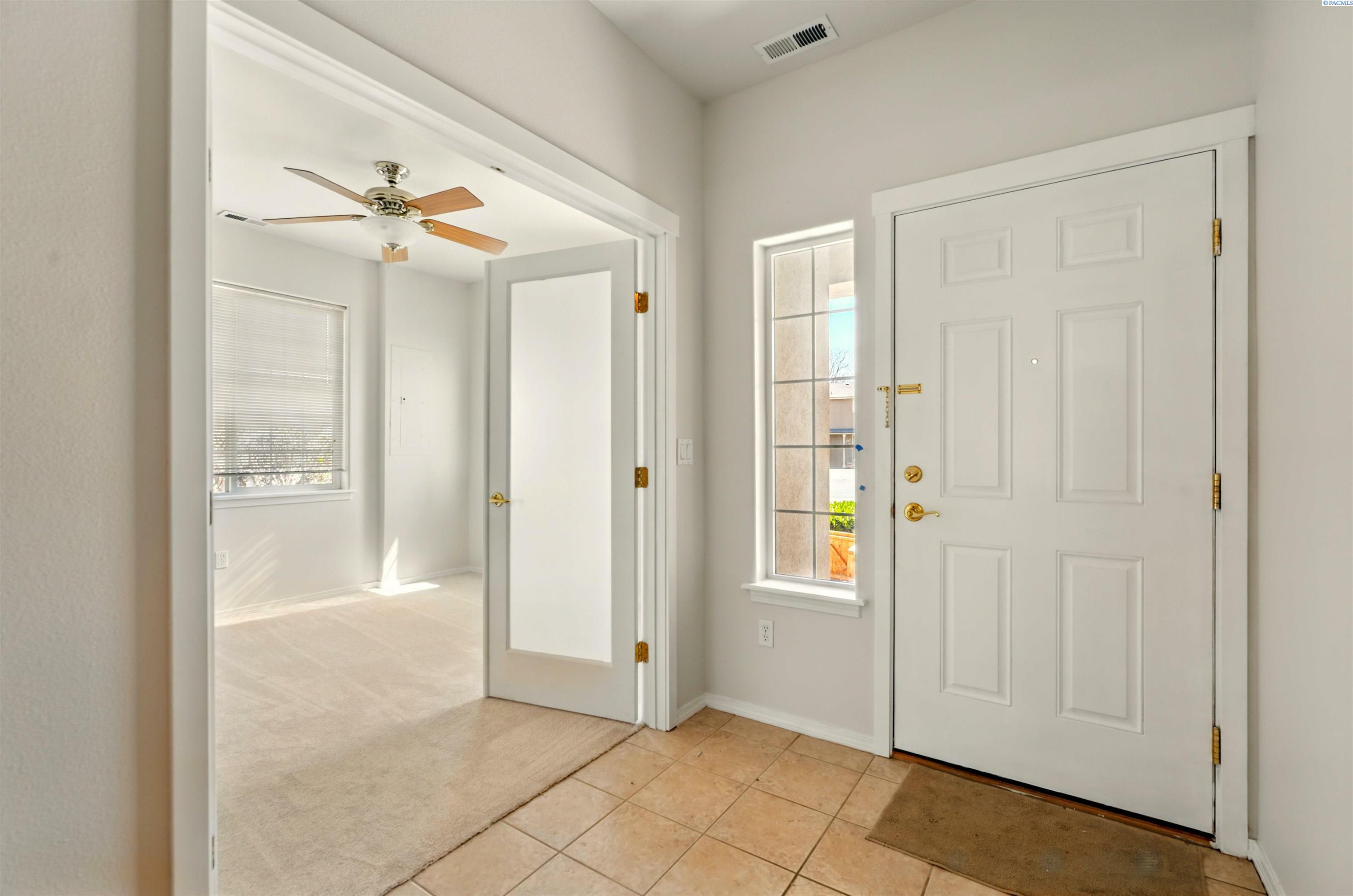 Property Photo: 2020 Greenbrook Blvd WA 99352