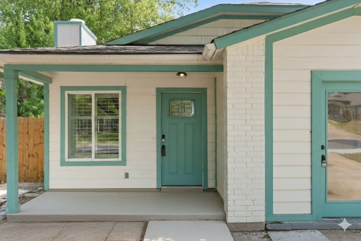 Property Photo: 6807 Trendal Lane TX 78744