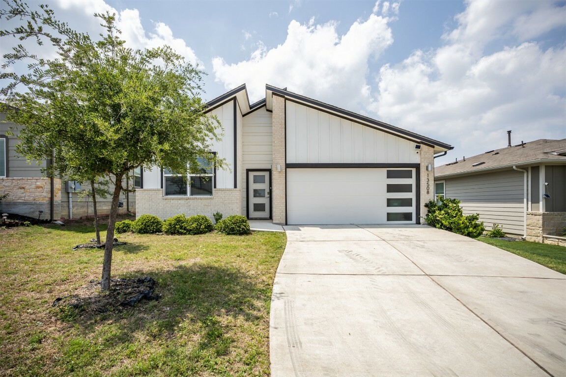 Property Photo: 13508 Clerk Street TX 78660
