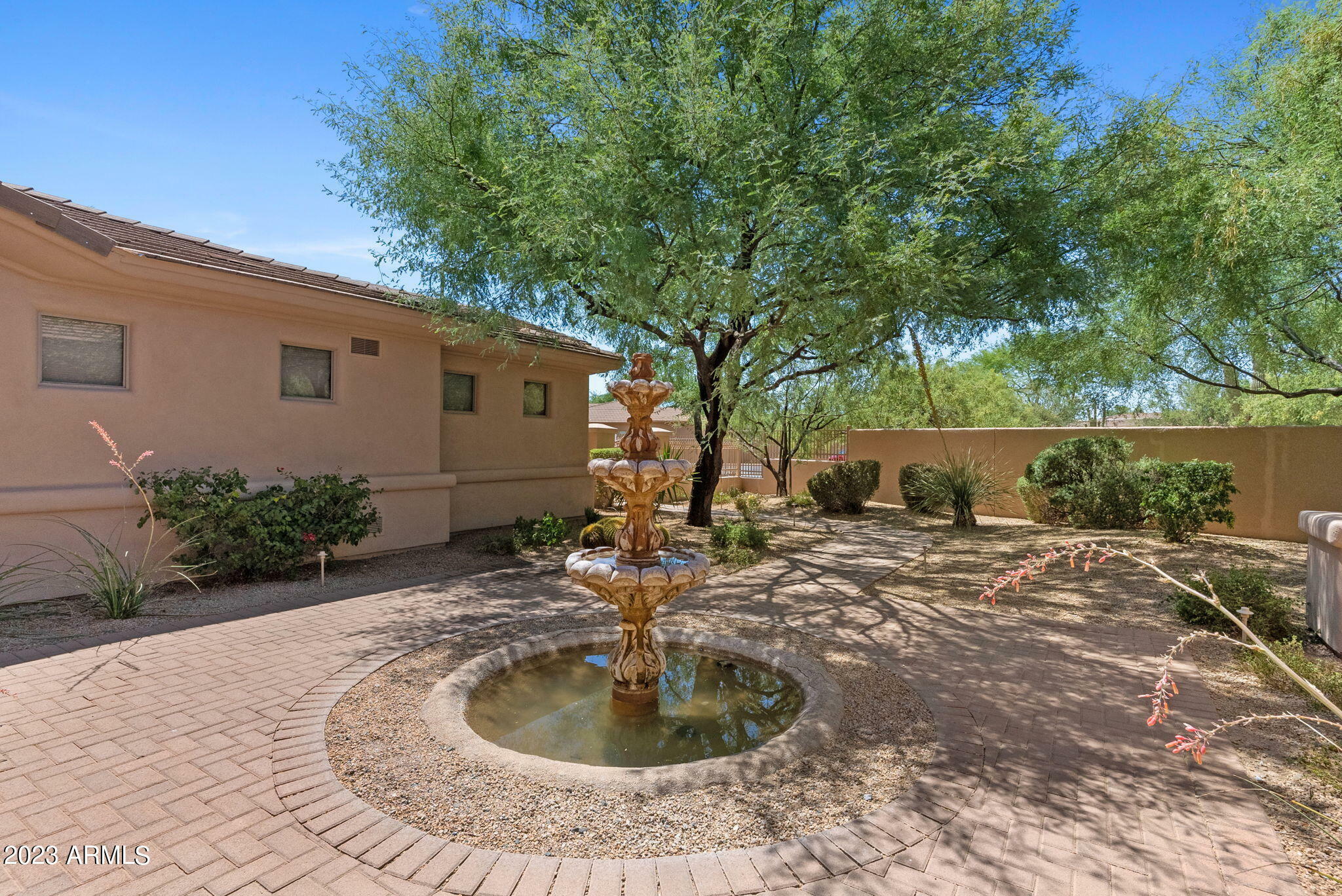 Property Photo: 22463 N 54th Street AZ 85054