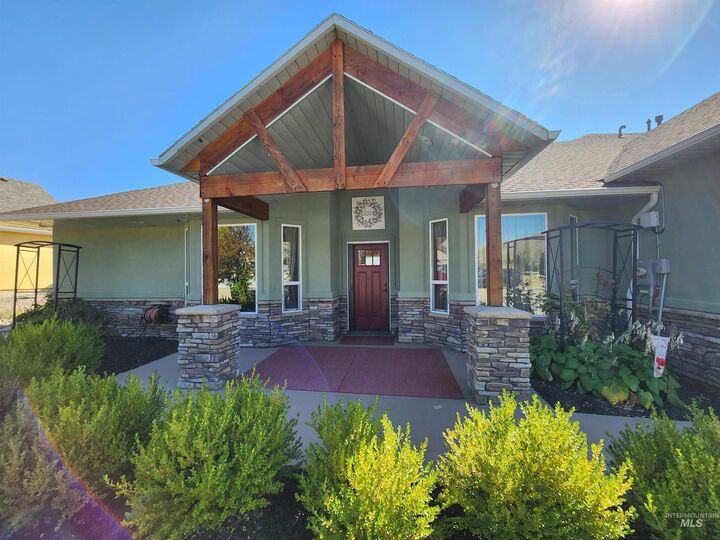 Property Photo: 120 S. Riverside Dr. ID 83629