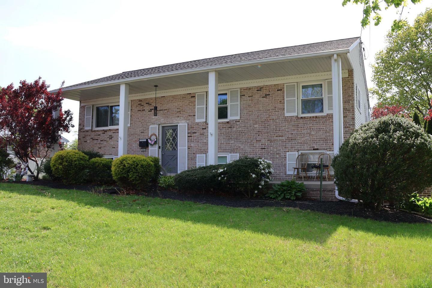 Property Photo: 265 Julia Avenue PA 17579