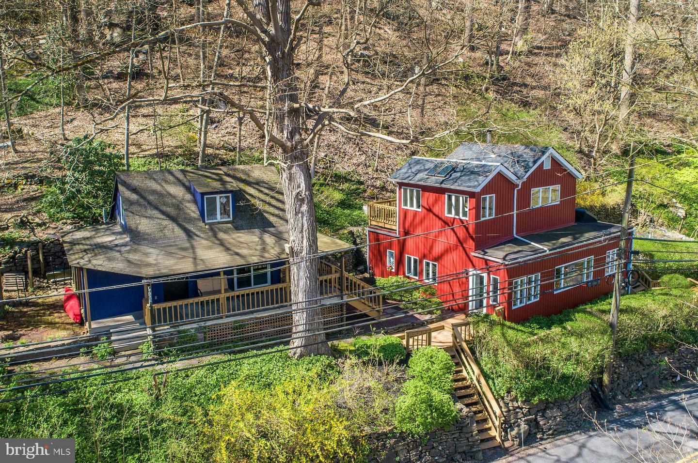 Property Photo: 4372 &Amp 4364 River Road PA 18938