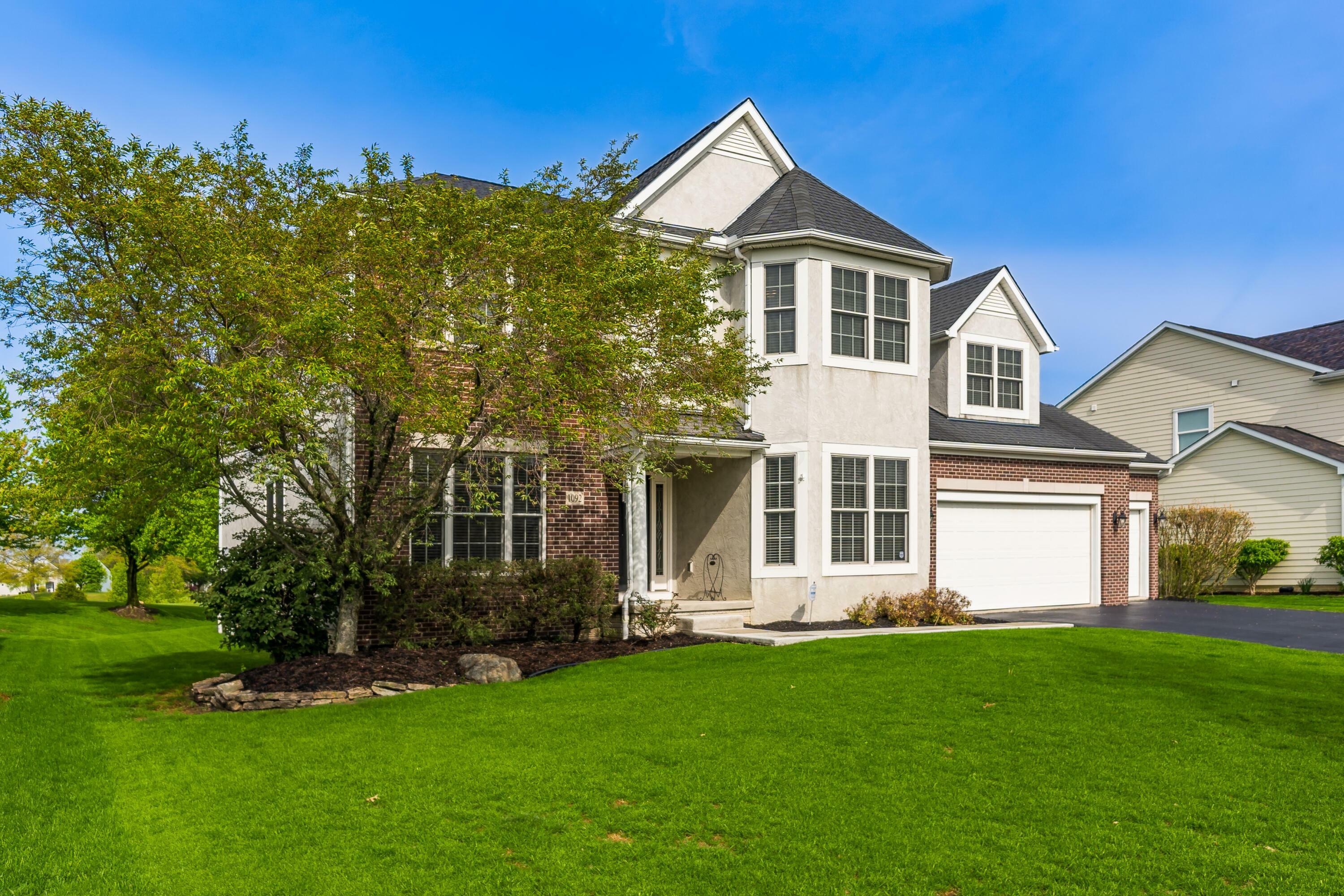 Property Photo: 1092 Balmoral Drive OH 43015