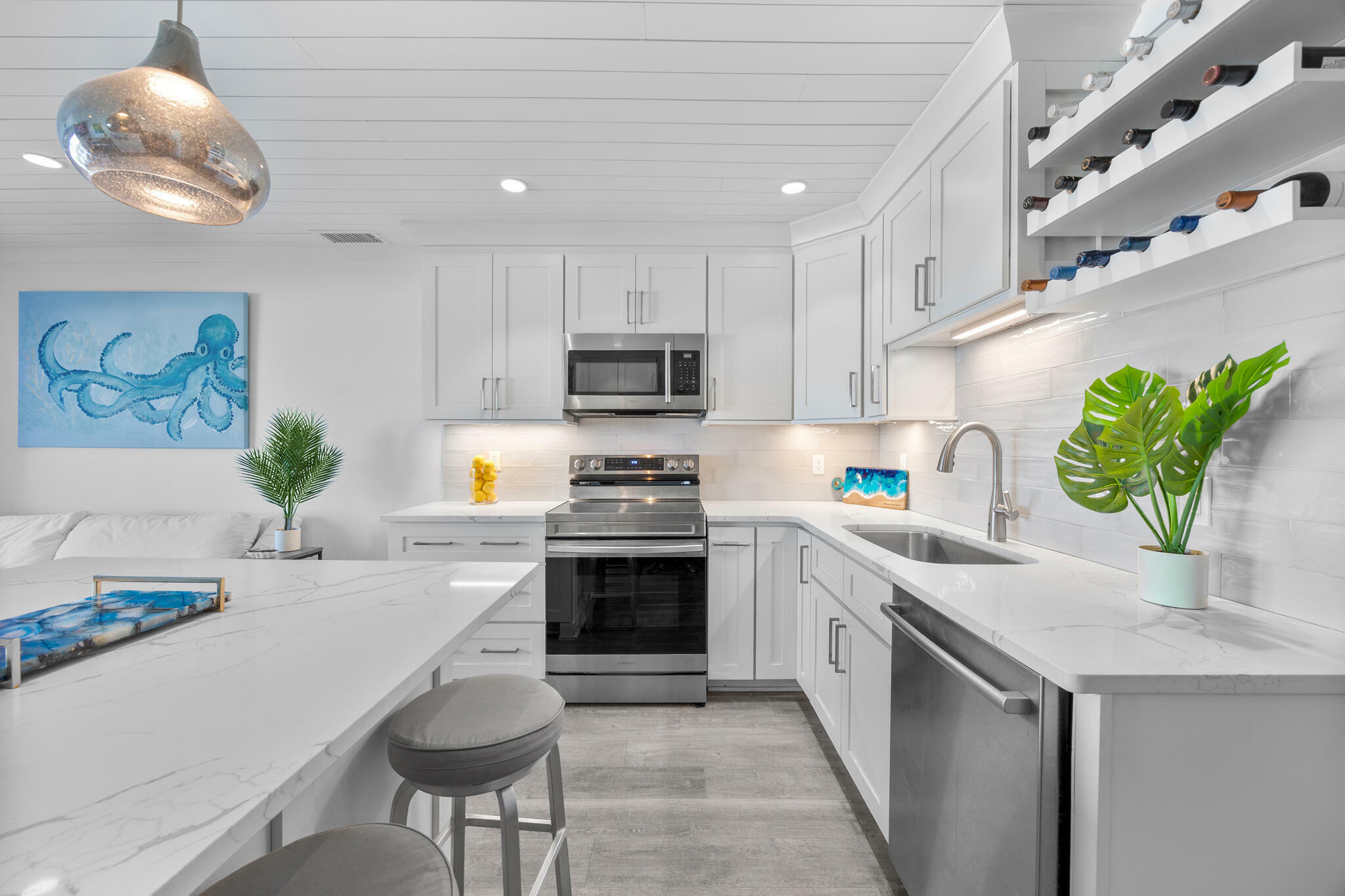 Property Photo: 17735 Front Beach Road Unit 4 FL 32413