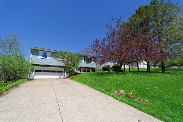 Property Photo: 301 Hillcrest Drive PA 16412