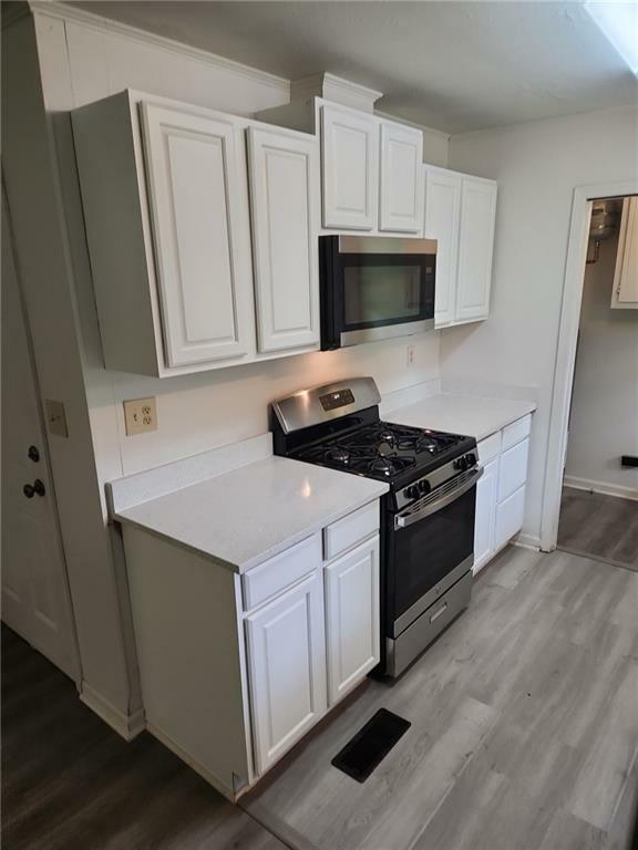 Property Photo: 304 Elizabeth Lane GA 30223