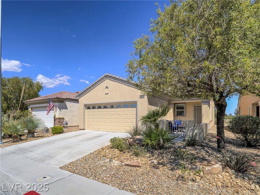 Property Photo: 7624 Fruit Dove Street NV 89084