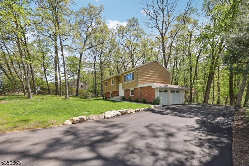 353 Conklintown Rd  Ringwood Boro NJ 07456 photo