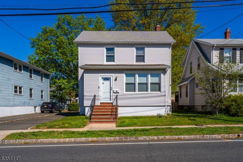 Property Photo:  135 Burnett Ave  NJ 07040 