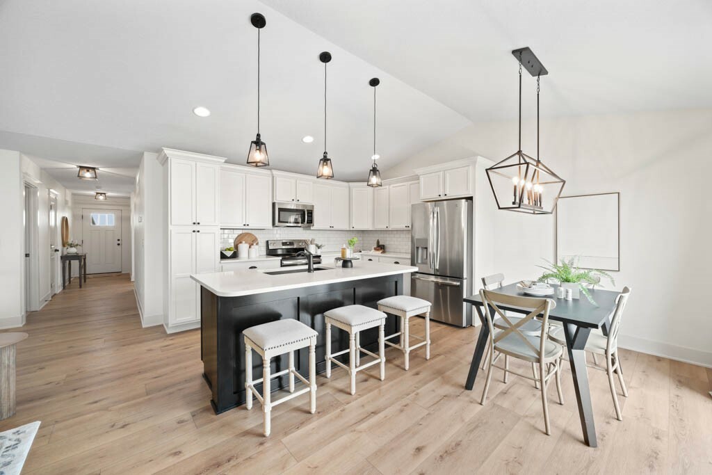 Property Photo: 2119 NW Reinhart Drive IA 50023