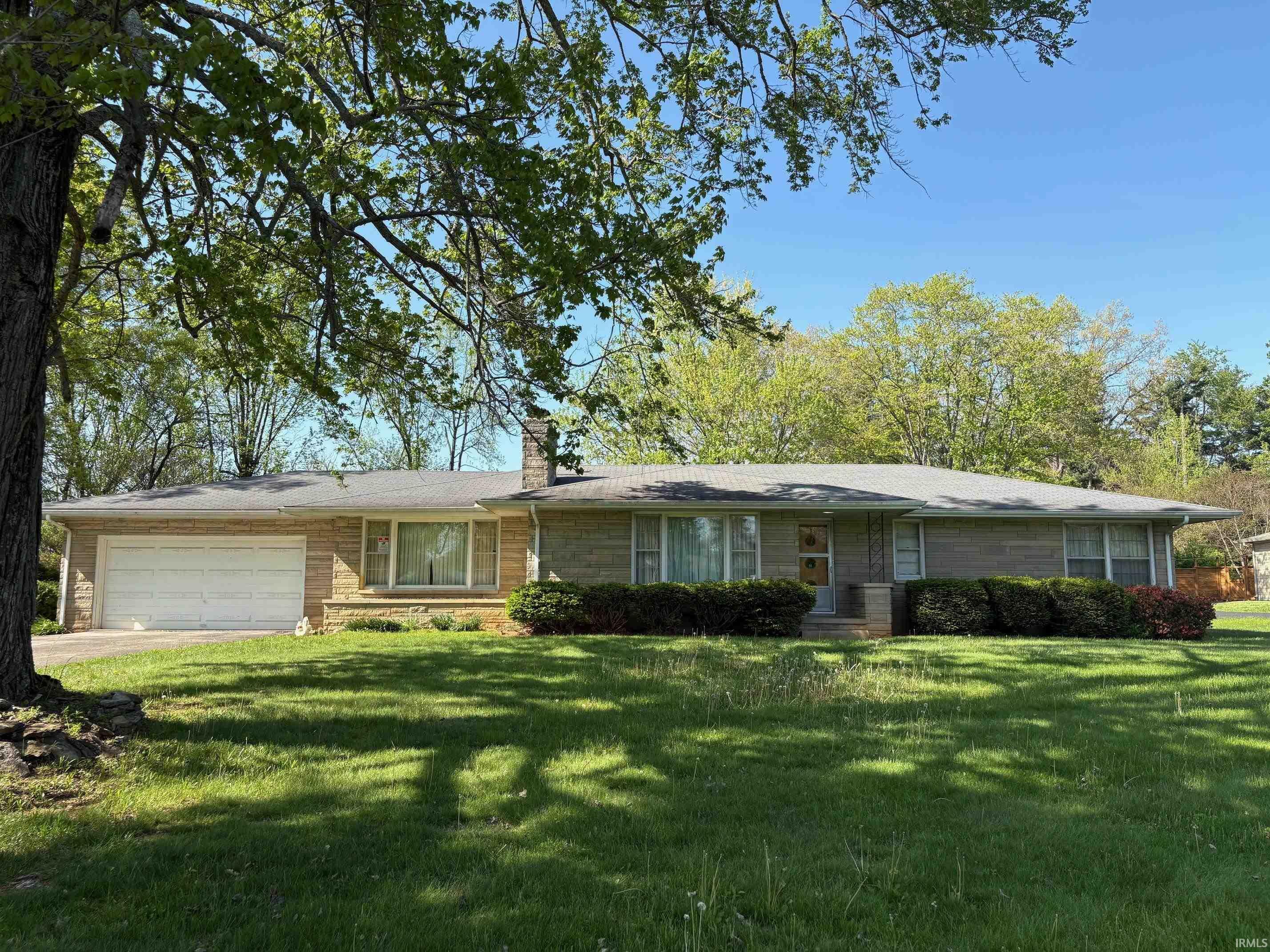 301 E Glendora Drive  Bloomington IN 47408 photo