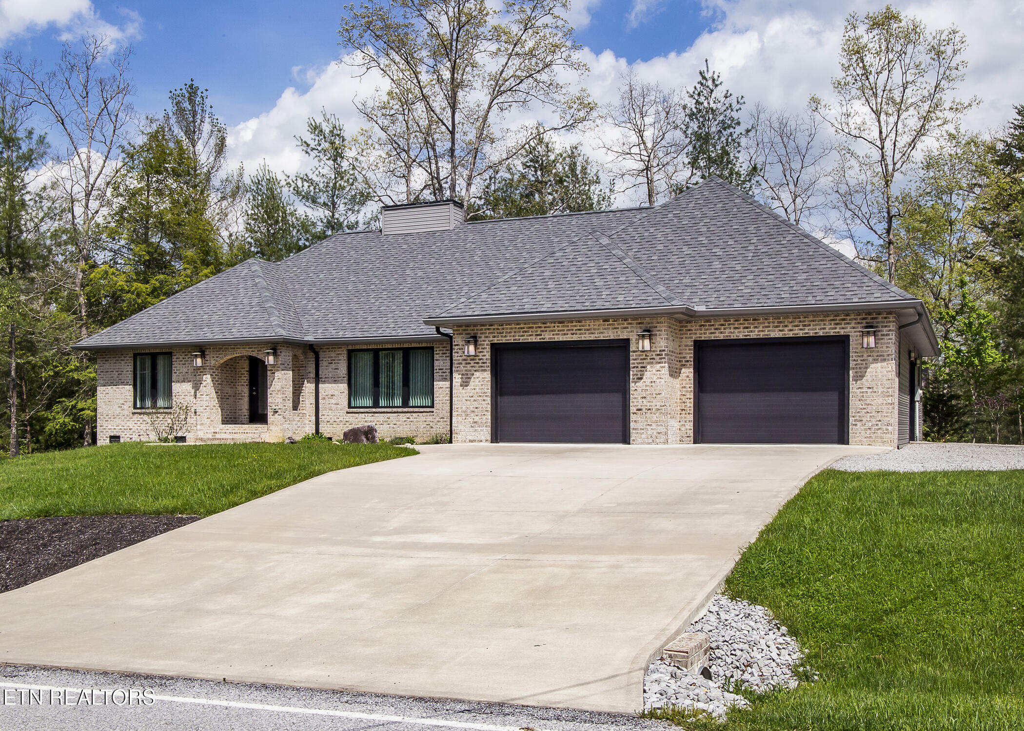 Property Photo: 194 Forest View Drive TN 38558