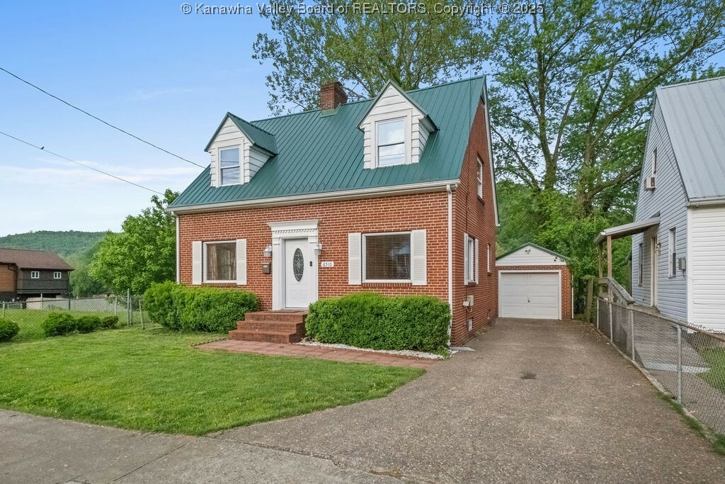 6510 Roosevelt Avenue  Charleston WV 25304 photo