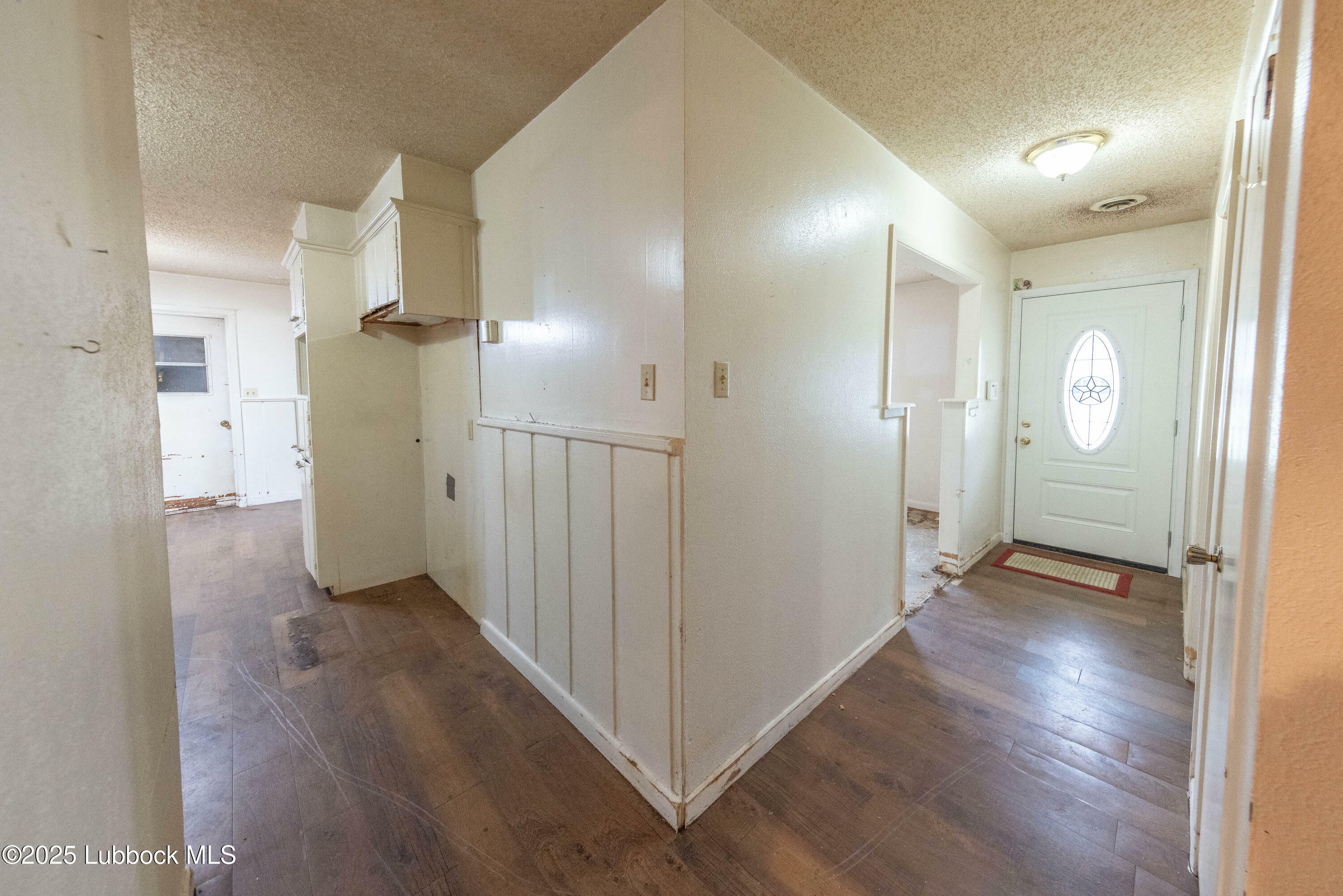 Property Photo: 4605 37th Street TX 79414