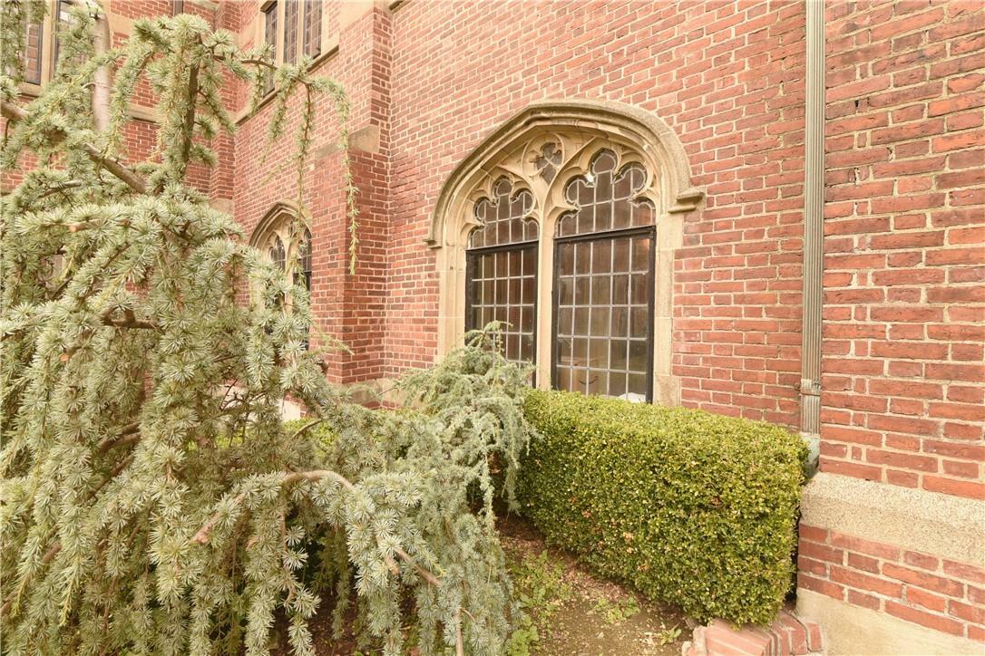 Property Photo: 320 Chateau Rive NY 10566
