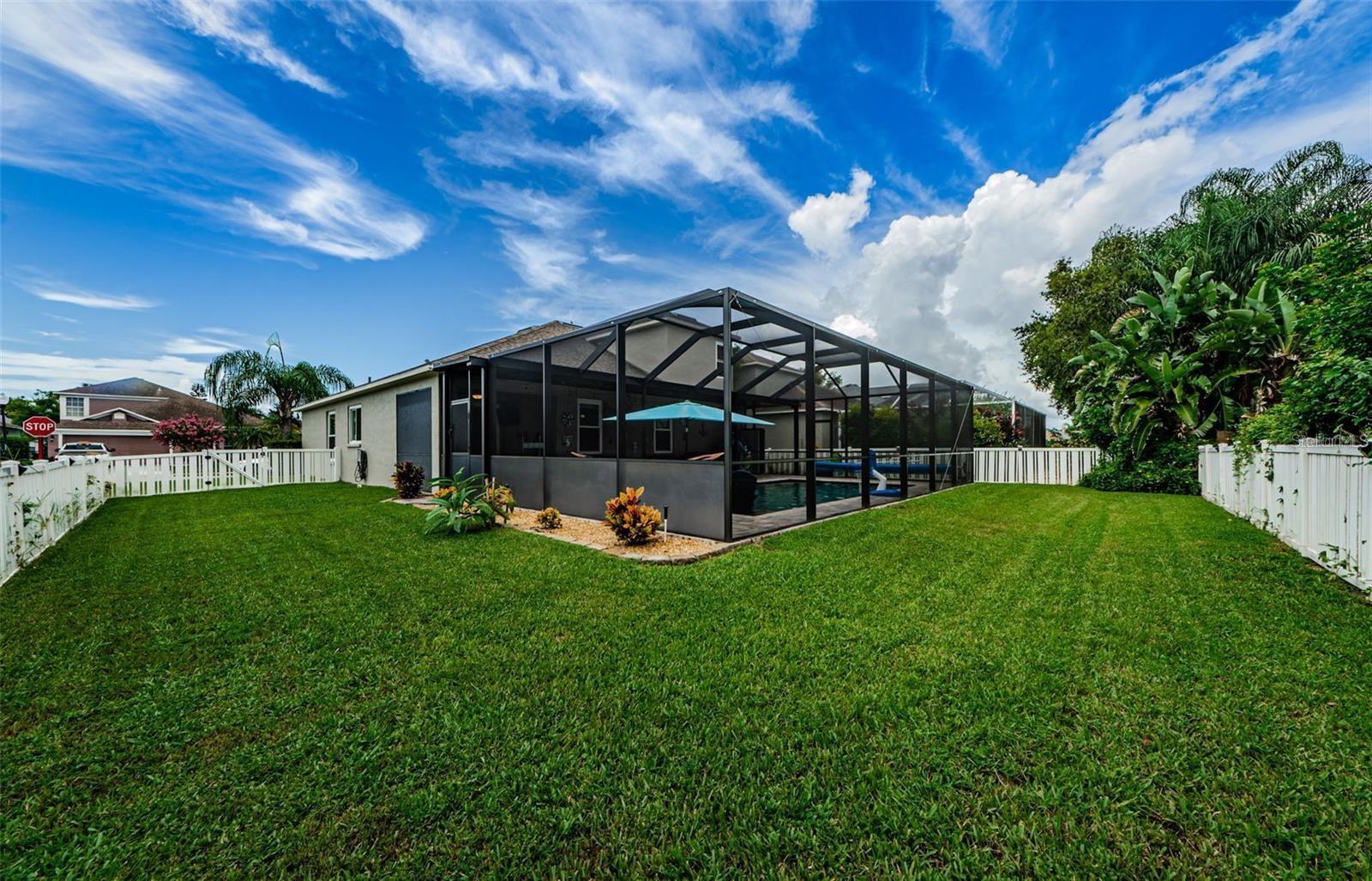 Property Photo:  1810 Winsloe Drive  FL 34655 