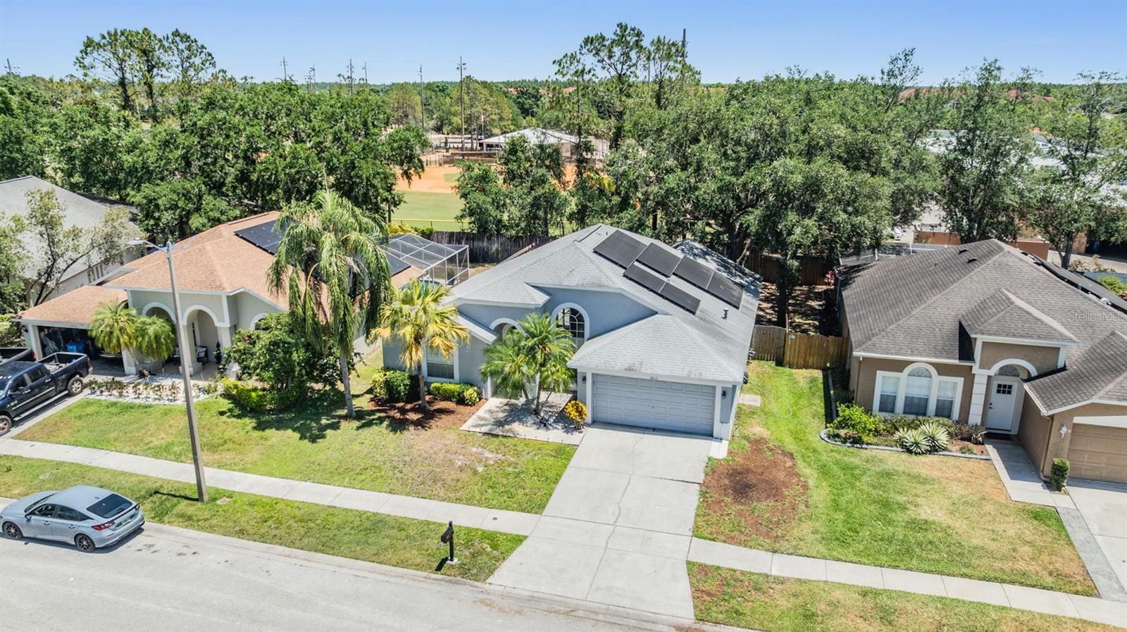 Property Photo: 18013 Palm Breeze Drive FL 33647