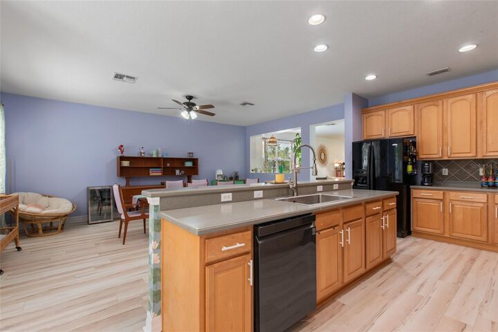 Property Photo:  690 Cascading Creek Lane  FL 34787 