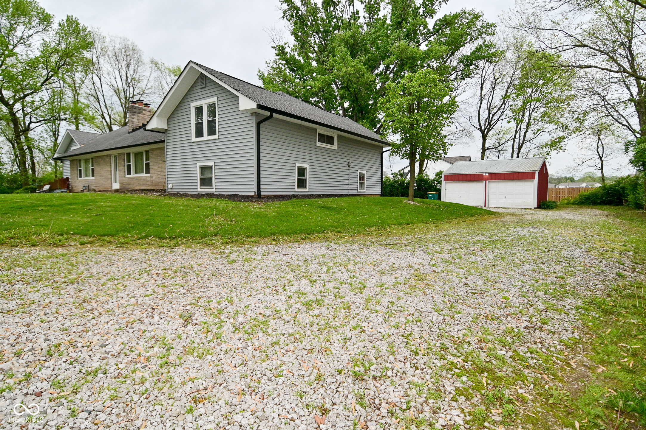 Property Photo: 1247 S Runyon Road IN 46143