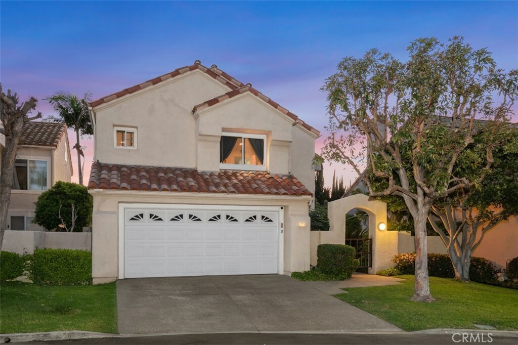 Property Photo: 9 Tiara CA 92614