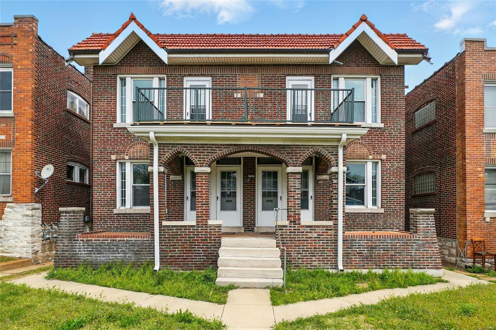 5047 Chippewa Street  St Louis MO 63109 photo