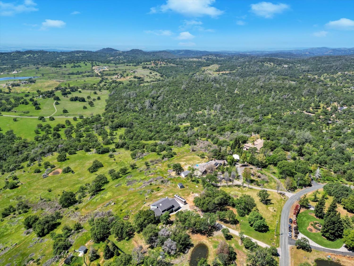 Property Photo: 14225 Countryside Ranch Road CA 95949