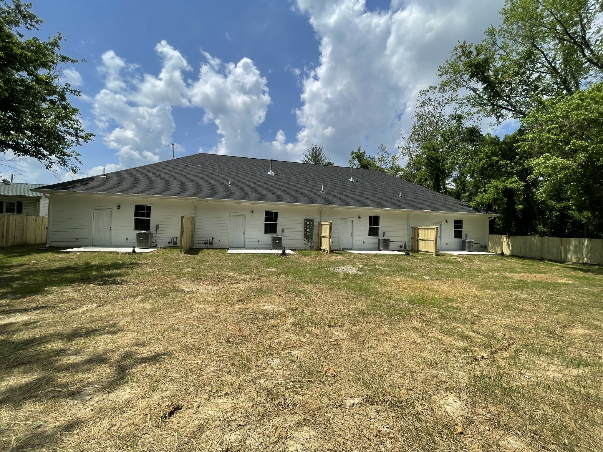 Property Photo: 115 Freeman St A TN 37388