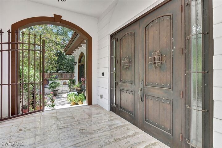 Property Photo: 2605 64th Street SW FL 34105