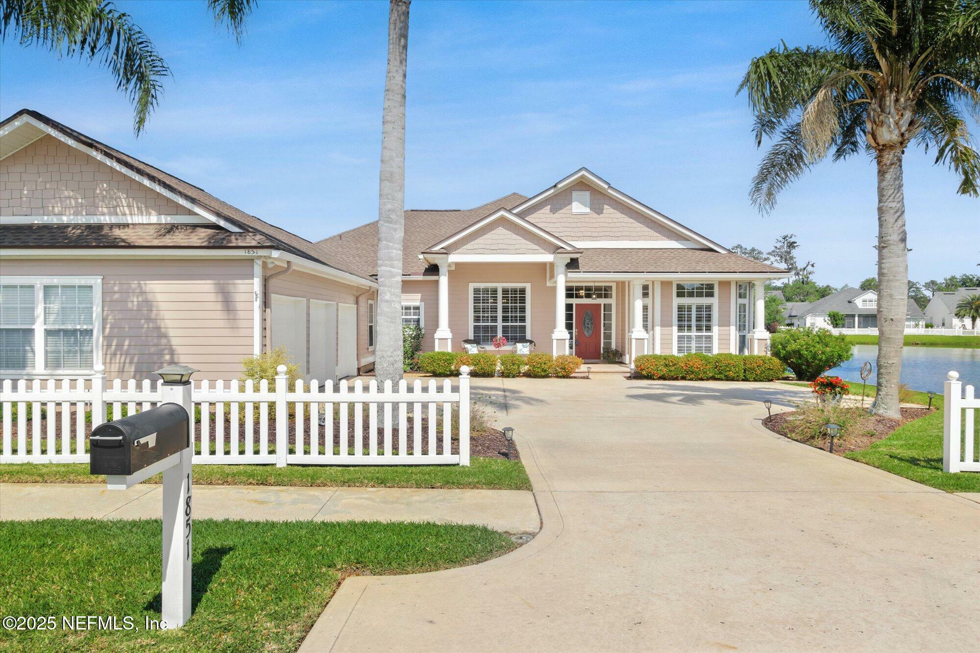 Property Photo: 1851 Paradise Moorings Boulevard FL 32068