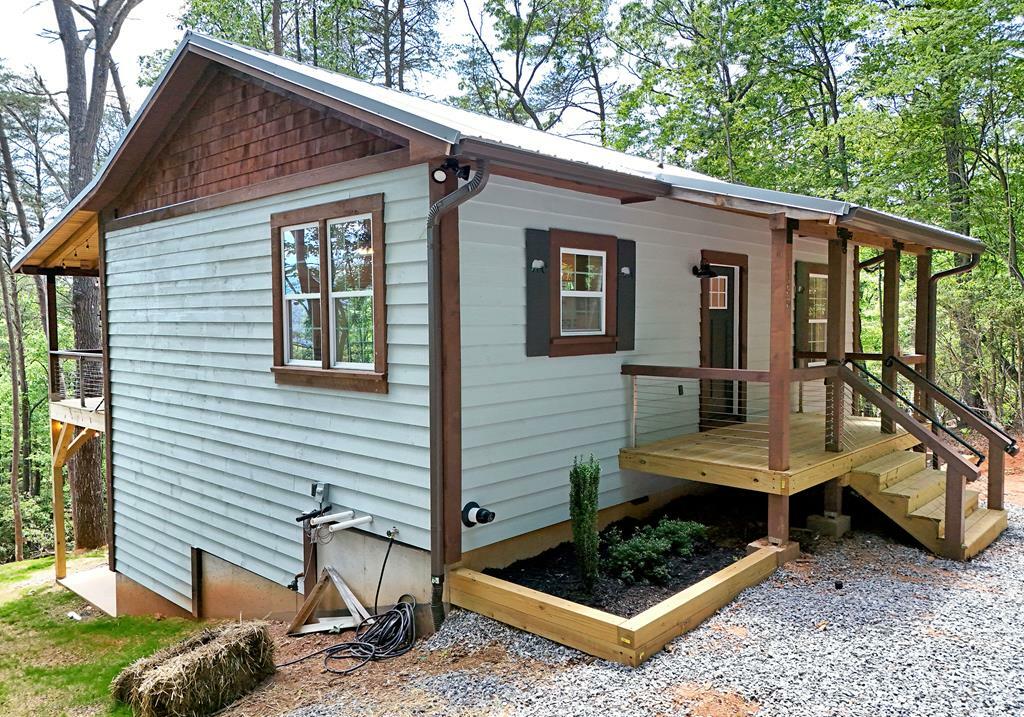 Property Photo: 160 Broken Arrow Path GA 30513