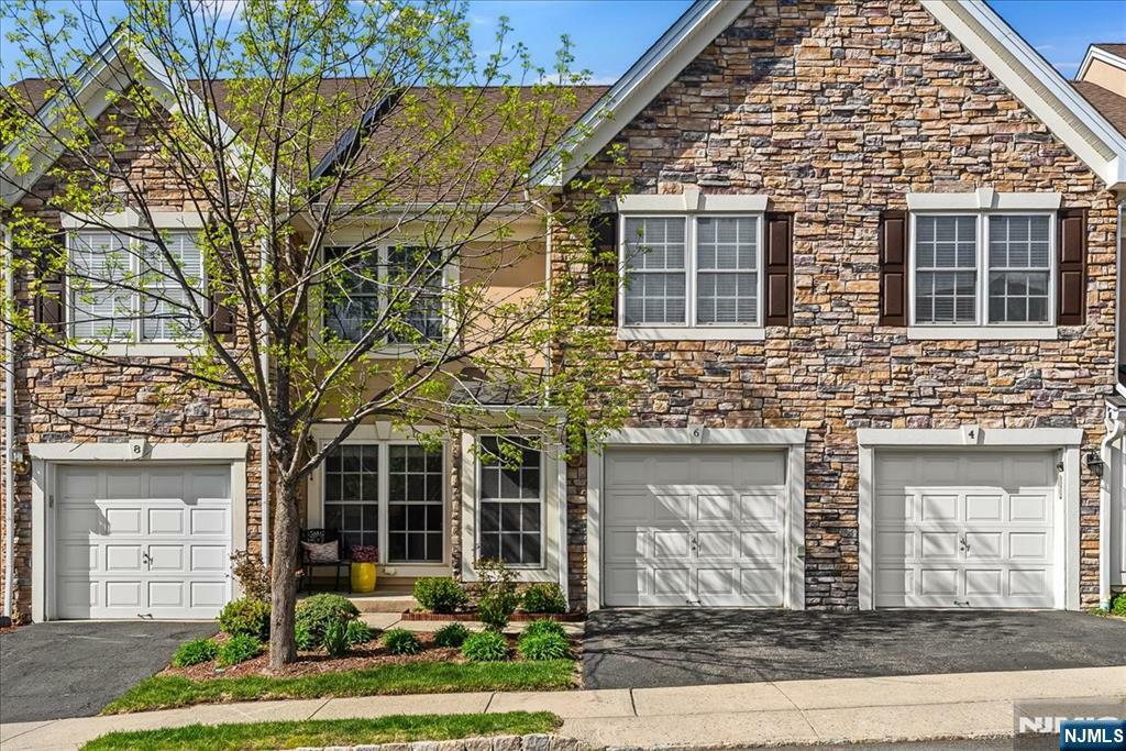 Property Photo: 6 Aspen Terrace NJ 07508