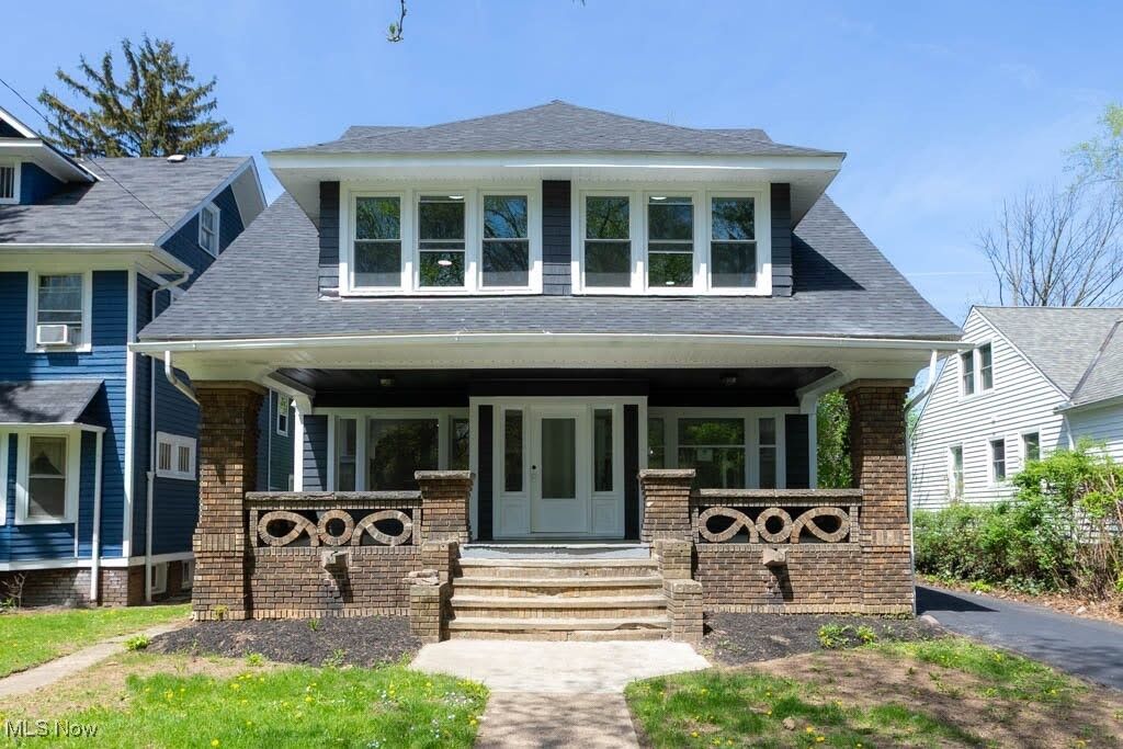 Property Photo: 3081 E Derbyshire Road OH 44118