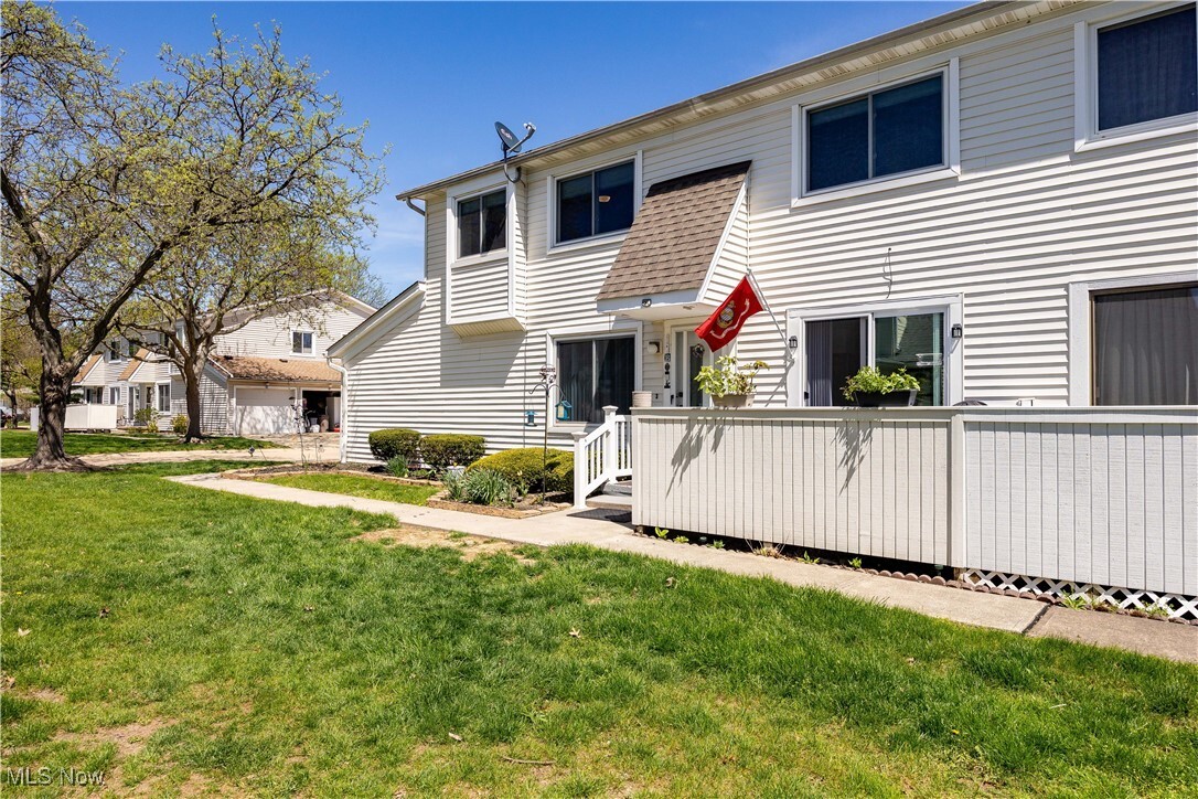 Property Photo: 5479 Millwood Lane 36B OH 44094