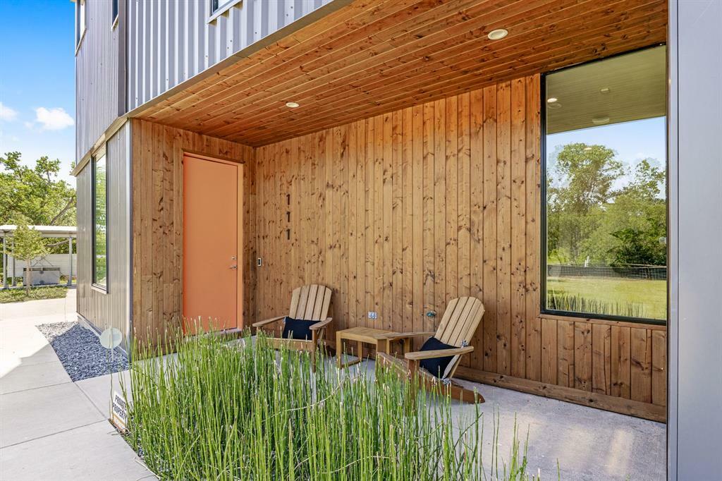 Property Photo: 111 Forest Star Drive TX 75243