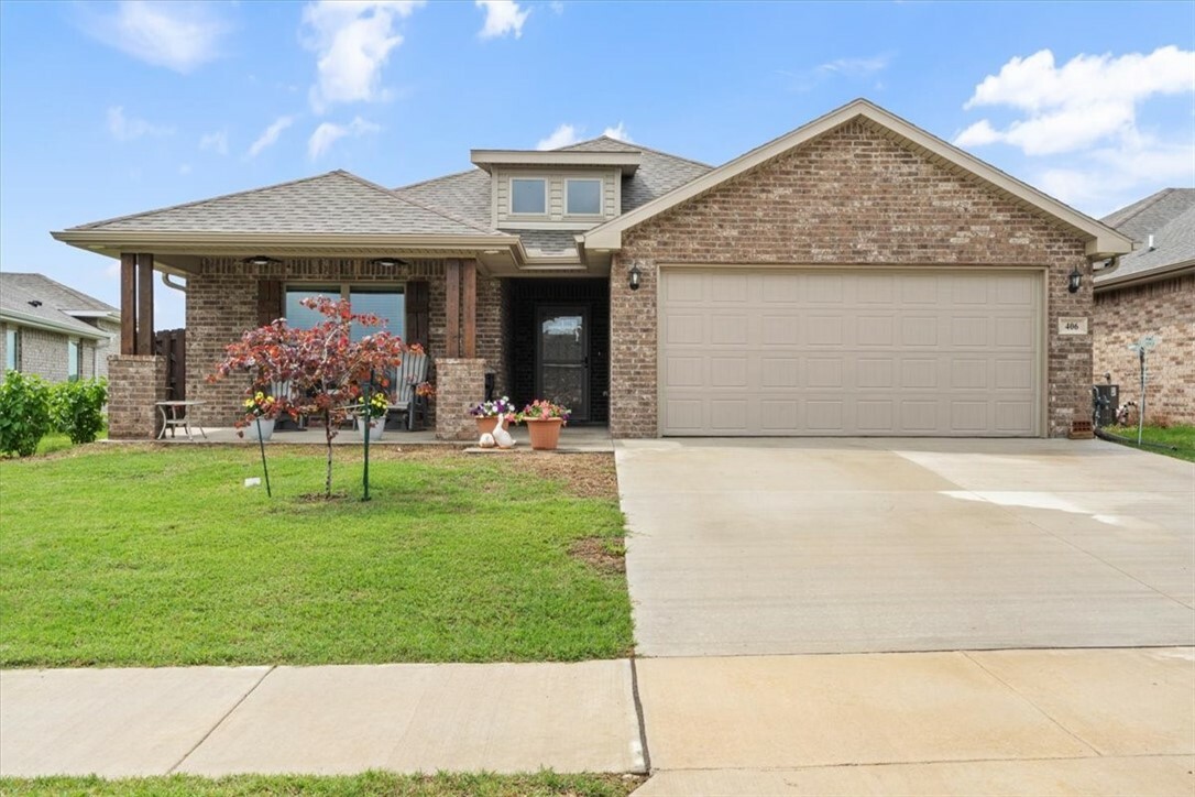 Property Photo: 406 NW 59th Avenue AR 72713
